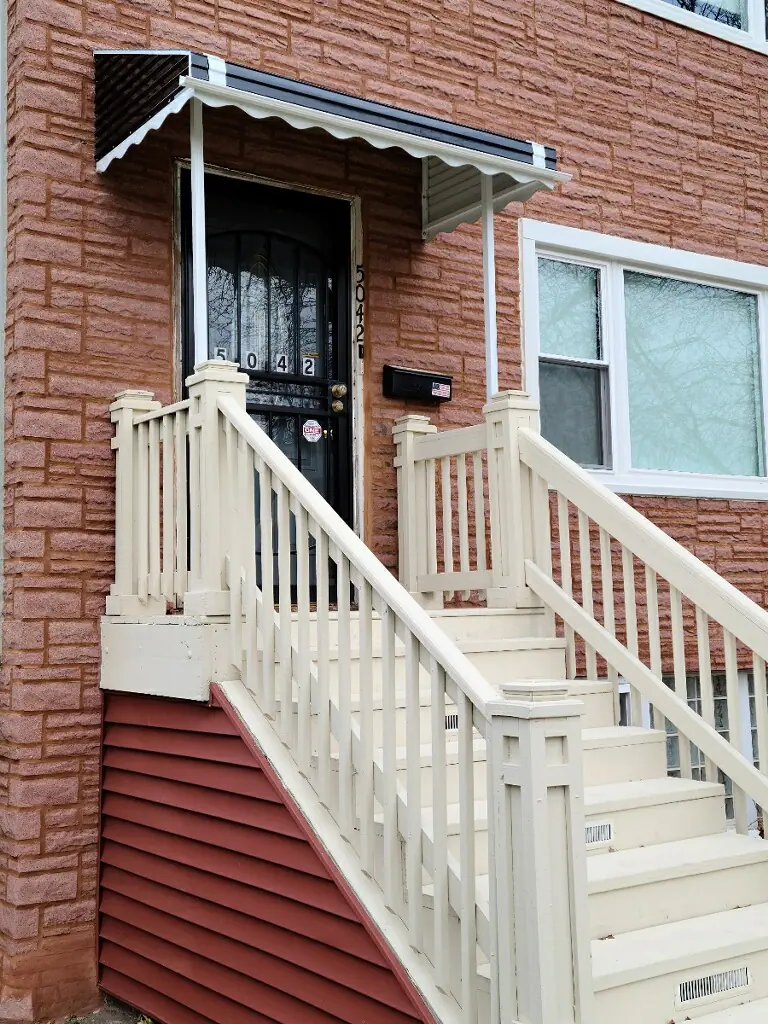 Chicago Metal Awning Installers Near Me