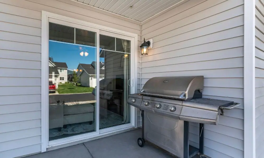 8 Tips for Maintaining Your Sliding Patio Door